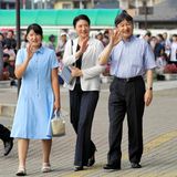 25. August 2018  Kronprinz Naruhito, Prinzessin Aiko und  Kronprinzessin Masako bei der Ankunft am Bahnhof in Nasushiobara anlässlich ihres Urlaubs in Japan.​