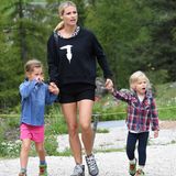 25. August 2018  In der wunderschönen Landschaft von Südtirol wandert Michelle mit den Kids. 