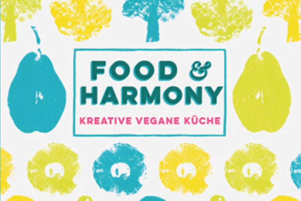 Frisch vom Feld: Koch und Gastronom Lee Watson gilt als Ikone der veganen Bewegung. Seit 20 Jahren verzichtet er auf tierische Zutaten und vereint jetzt in diesem Buch Aromen aus aller Welt in über 150 neuen, fantasievollen Rezepten. ( "Food & Harmony", DK Verlag, 352 S., 26,95 Euro) Koch und Gastronom Lee Watson gilt als Ikone der veganen Bewegung. Seit 20 Jahren verzichtet er auf tierische Zutaten und vereint jetzt in diesem Buch Aromen aus aller Welt in über 150 neuen, fantasievollen Rezepten. ( "Food & Harmony", DK Verlag, 352 S., 26,95 Euro)