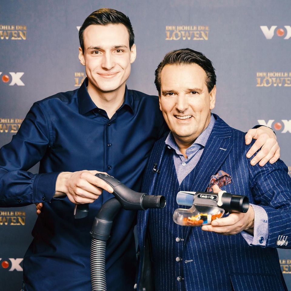 Tobias Gerbracht und Ralf Dümmel mit dem "Catch Up" bei "Die Höhle der Löwen"