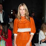 Donna Air zeit sich bei der Show von Mary Katrantzou im Camden Roundhouse schon ganz herbstlich leuchtend.
