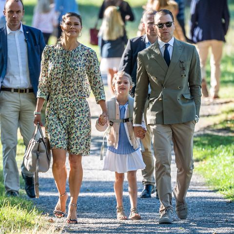 Im August 2018 wurde Prinzessin Estelle in Anwesenheit ihrer Eltern Prinzessin Victoria von Schweden und Mann Daniel