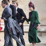 Auch Prinz Christian von Hannover und Alessandra de Osma zählen zu den Gästen der Royal Wedding. In einem engen grünen Kleid mit lila Applikationen setzt Alessandra ihre schmale Silhouette in Szene. 
