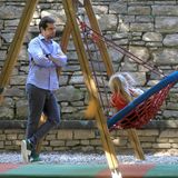 30. September 2018  Michelle Hunziker und Tomaso Trussardi sind mit den Töchtern Celeste und Sole auf einem Spielplatz in Mailand. 