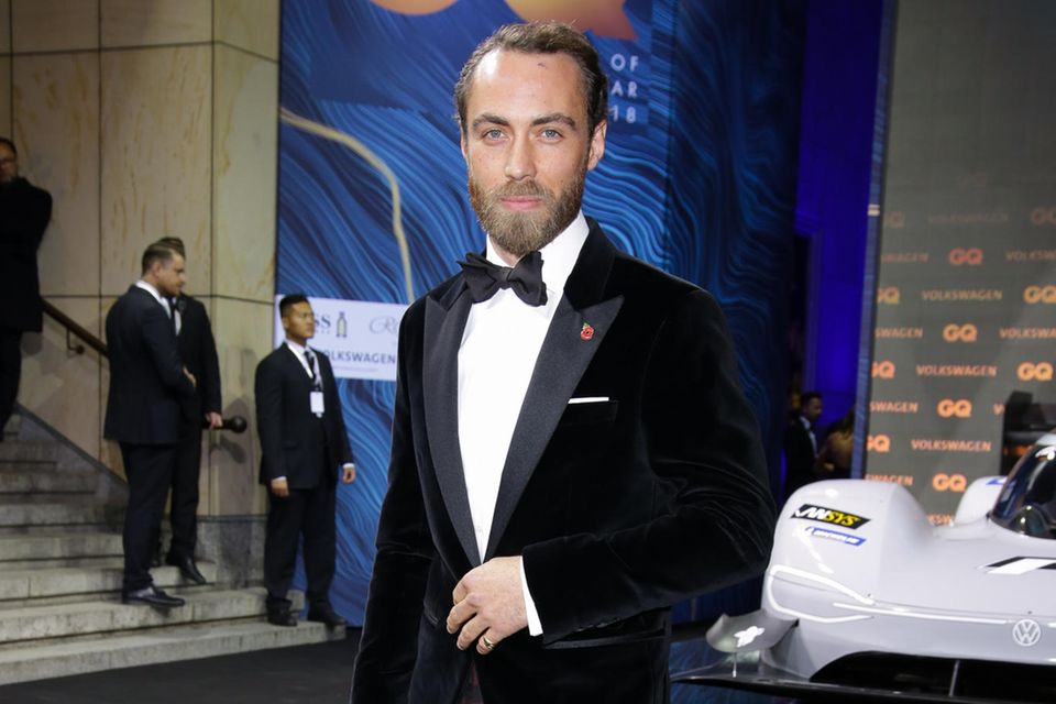 GALA im Gespräch mit James Middleton: Mann der Gegensätze: In Berlin trug James Middleton eine cool karierte Smokinghose und Lackschuhe. Auf dem Land mag er es gern bequem Mann der Gegensätze: In Berlin trug James Middleton eine cool karierte Smokinghose und Lackschuhe. Auf dem Land mag er es gern bequem