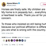"Die Pferde sind in Sicherheit. Meine Kinder sind in Sicherheit", twittert die "Charmed"-Darstellerin. Was mit ihrem Haus sei, wisse sie nicht.