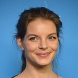 2014  Während ihrer Schwangerschaft hat Yvonne Catterfeld den absoluten Baby-Glow. Ihr Teint strahlt ganz ohne Make-up.