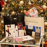 In der Goody-Bag warten Produkte von Oroblu, Rituals, Marc Cain, Leuchtturm, Courvoisier, Frau Ultrafrisch, Reber Mozartkugeln, Lengling Munich und Ermenegildo Zegna auf die Besucher der GALA Christmas Shopping Night. 