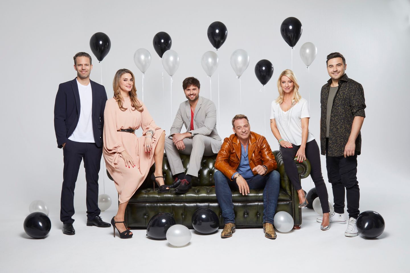 Ben Ruedinger, Claudelle Deckert, Milos Vukovic, Kai Noll, Isabell Hertel, Lars Steinhöfel (v.l.)