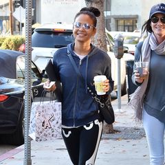 11. Dezember 2018  Sportlich gekleidet wird Christina Milian in Los Angeles gesichtet. Die Sängerin ist gutgelaunt unterwegs zu einem Lunch.