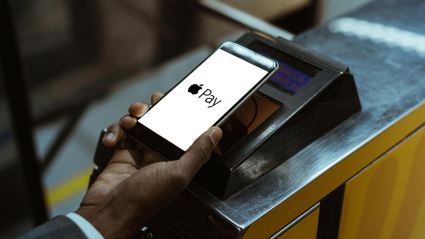Apple Pay: Bezahlen mit dem Smartphone | GALA.de