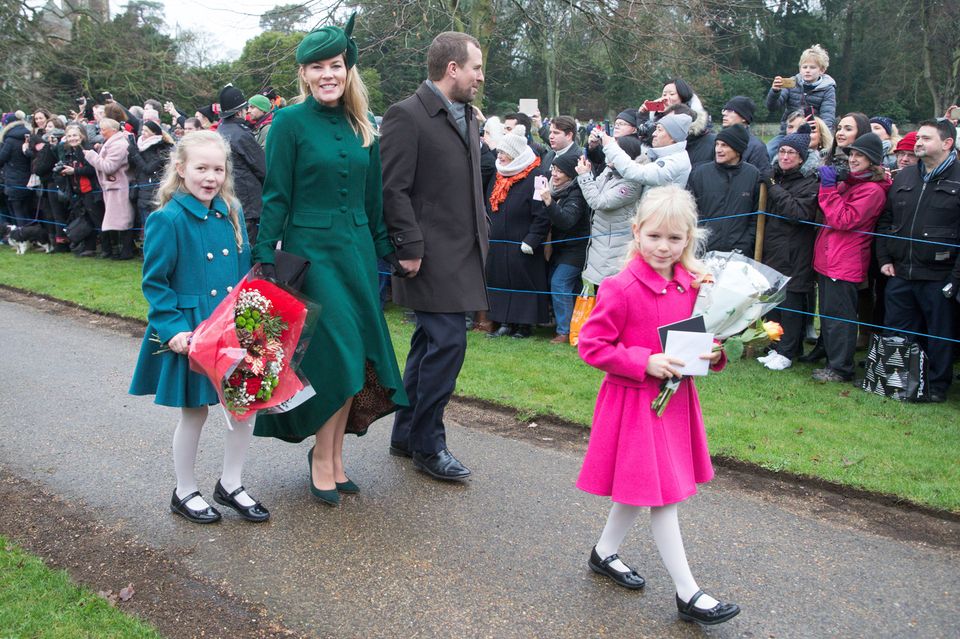 Auch wenn in diesem Jahr der Gottesdienst ohne Prinz George, Charlotte und Louise twas kinderlos war, freuen wir uns sehr, dass die süßen Phillips-Töchter mitgekommen sind.