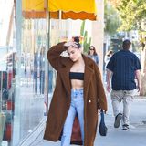 4. Januar 2018   Popsängerin Madison Beer zeigt viel Haut, während sie durch die Straßen von Los Angeles flaniert.