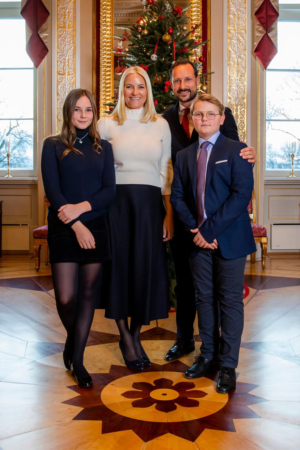 Prinzessin Ingrid Alexandra sieht in ihrer Schlaghose wie ein ganz ...