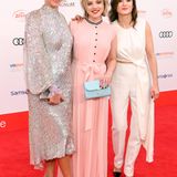 Die Looks von Jessica Schwarz, Jella Haase und Filmproduzentin Lena Schömann harmonieren farblich ganz wunderbar miteinander. 