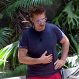 Im Dschungelcamp kämpft Chris Töpperwien um Essenssterne – viele erspielt er jedoch nicht und das wirkt sich auch auf sein Gewicht aus ...