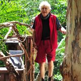 So verlässt die Alf-Stimme das Dschungelcamp ebenfalls mit sieben Kilo weniger, wie er im Gespräch mit t-online verrät. Das Hungern im Urwald sei eine der härtesten Prüfungen seines Lebens gewesen, so Tommi Piper weiter.