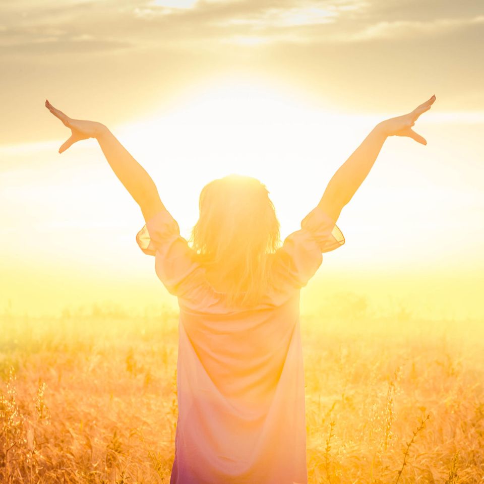 Der beste Zeitpunkt, den Vitamin-D-Wert messen zu lassen, ist im Winter. Der Arzt kann dann erkennen, ob der Körper überhaupt in der Lage ist, den Speicher im Sommer selbst aufzufüllen 