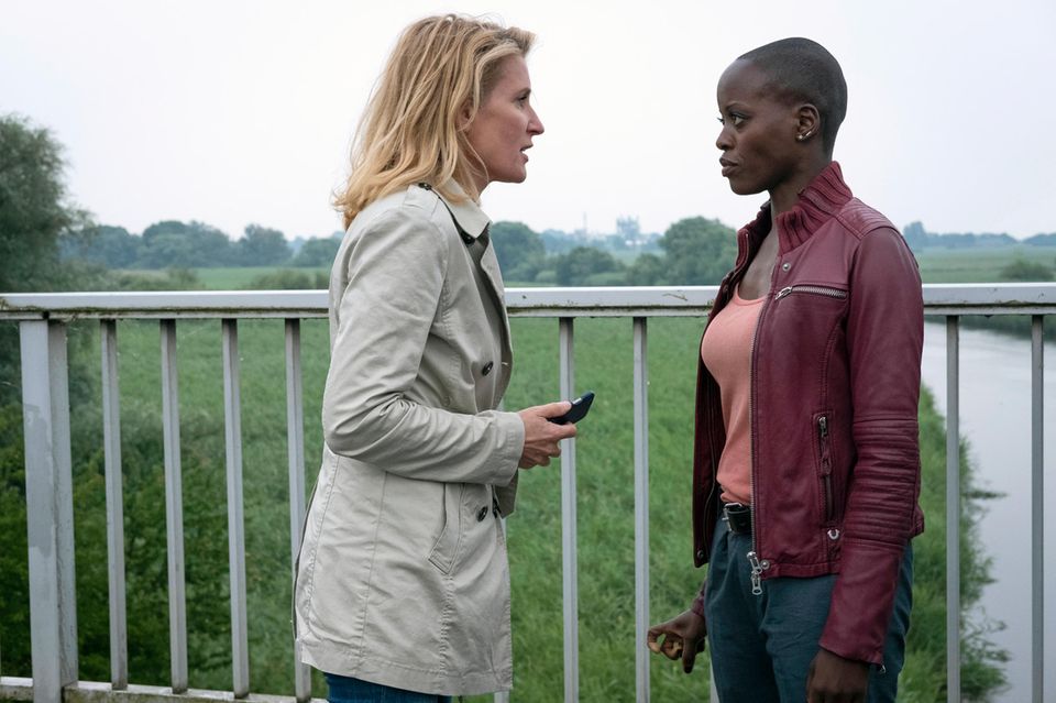 Maria Furtwängler + Florence Kasumba: Jetzt im TV: Bei ihrem ersten gemeinsamen "Tatort"-Fall müssen sich Charlotte Lindholm (Maria Furtwängler) und Anaïs Schmitz (Florence Kasumba) zusammenraufen. Gedreht wurde in Göttingen. ("Das verschwundene Kind", Das Erste, 03.02.2019, 20.15 Uhr) Jetzt im TV: Bei ihrem ersten gemeinsamen "Tatort"-Fall müssen sich Charlotte Lindholm (Maria Furtwängler) und Anaïs Schmitz (Florence Kasumba) zusammenraufen. Gedreht wurde in Göttingen. ("Das verschwundene Kind", Das Erste, 03.02.2019, 20.15 Uhr)