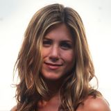 Juni 1997  Jennifer Aniston ist eine echte Sympathieträgerin, nicht nur ihrer natürlich schönen Looks wegen.