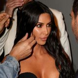 Was auch immer geschehen mag, Kim Kardashian kann sich – zumindest was die Frisur angeht – auf ihr eiskaltes Händchen verlassen ...