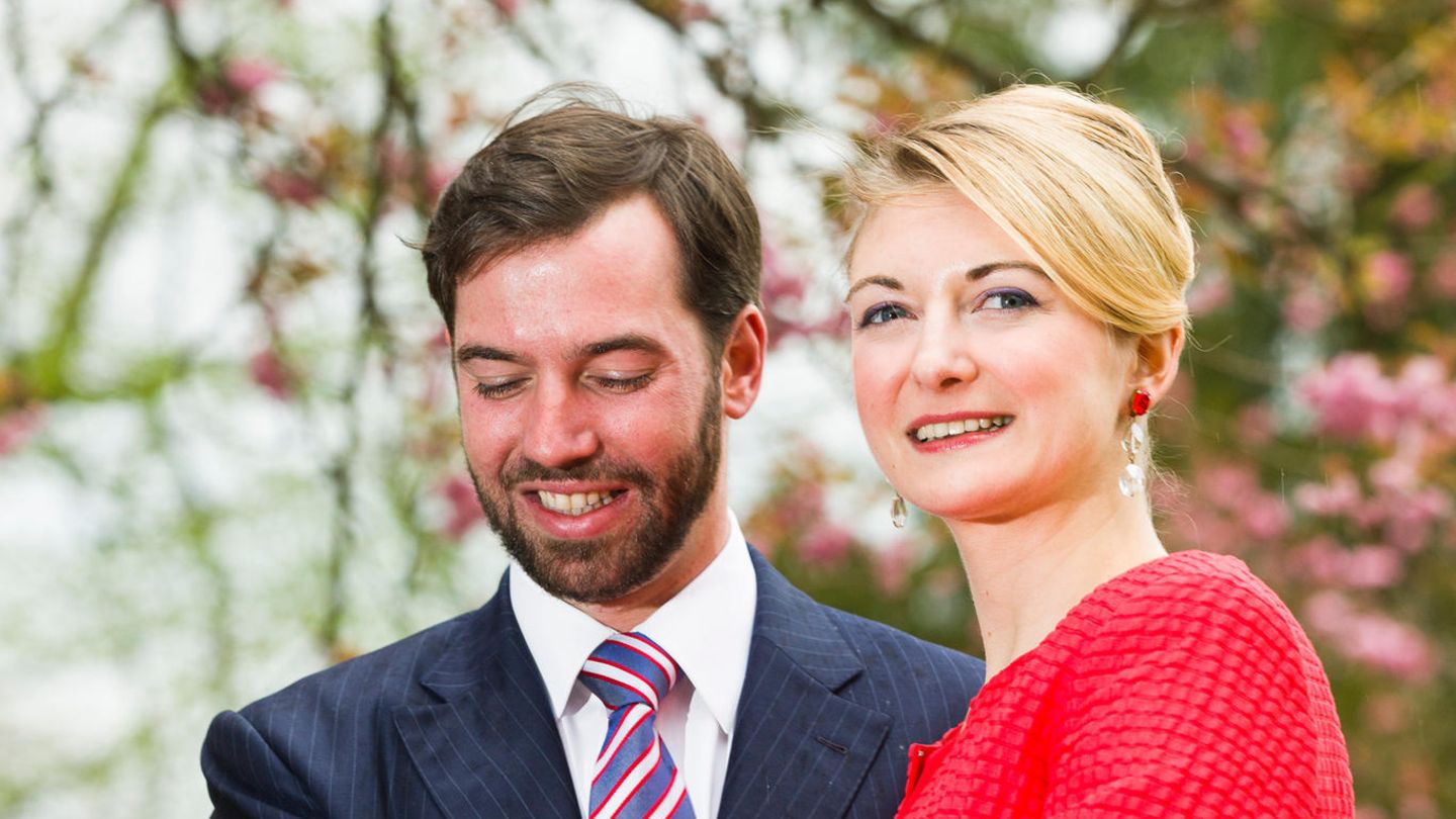 Verlobung: Vor 14 Jahren feierten sie ihr Verlobungsglück unter Kirschblüten