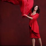 Ulrike Frank   Die Schauspielerin tauscht ab sofort das Dreh-Set der Erfolgs-Serie "Gute Zeiten, schlechte Zeiten" gegen das Tanz-Parkett von "Let's Dance" ein. Bereits während ihres Studiums an der Essener "Folkwang Hochschule" sammelte die 50-Jährige Tanz-Erfahrung: Denn neben Gesang und Schauspiel studierte Ulrike außerdem Tanz – ob erfolgreich oder nicht? Wir werden es bald zu sehen bekommen. 