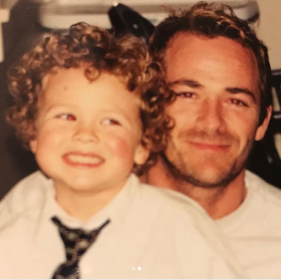 Mit diesem Vater-Sohn-Schnappschuss nimmt Jake Perry Abschied von seinem verstorbenen Vater Luke Perry 