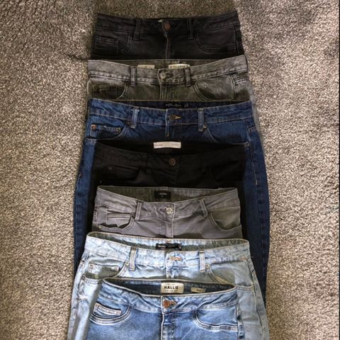 Sieben Jeans, eine Größe