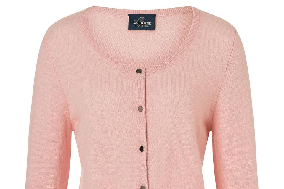 Cardigan der "My Cashmere Moments by Gala" Kollektion in der Trendfarbe Sweet Lilac.