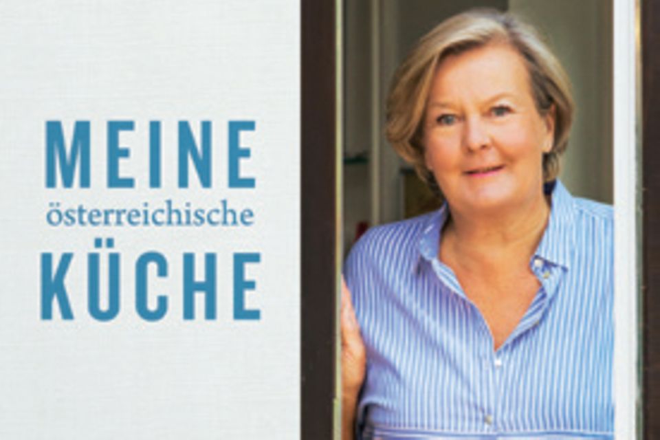 Glück im Glas: Spitzenköchin und Gastronomin Lisl Wagner-Bacher, die Grande Dame der österreichischen Küche, verrät die Rezepte ihres Lebens. Dazu gibt sie Tipps, wie aus jedem Gericht ein Festmahl wird. ("Meine österreichische Küche", Brandstätter Verlag, 272 S., 35 Euro) Spitzenköchin und Gastronomin Lisl Wagner-Bacher, die Grande Dame der österreichischen Küche, verrät die Rezepte ihres Lebens. Dazu gibt sie Tipps, wie aus jedem Gericht ein Festmahl wird. ("Meine österreichische Küche", Brandstätter Verlag, 272 S., 35 Euro)