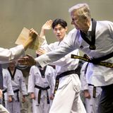 26. März 2019  König Philippe zeigt im Welt-Taekwondo-Hauptquartier Kukkiwon seine Kampfkünste.