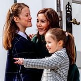 16. April 2019  Prinzessin Mary und ihre beiden Töchter würden eine coole royale Mädchenclique abgeben.