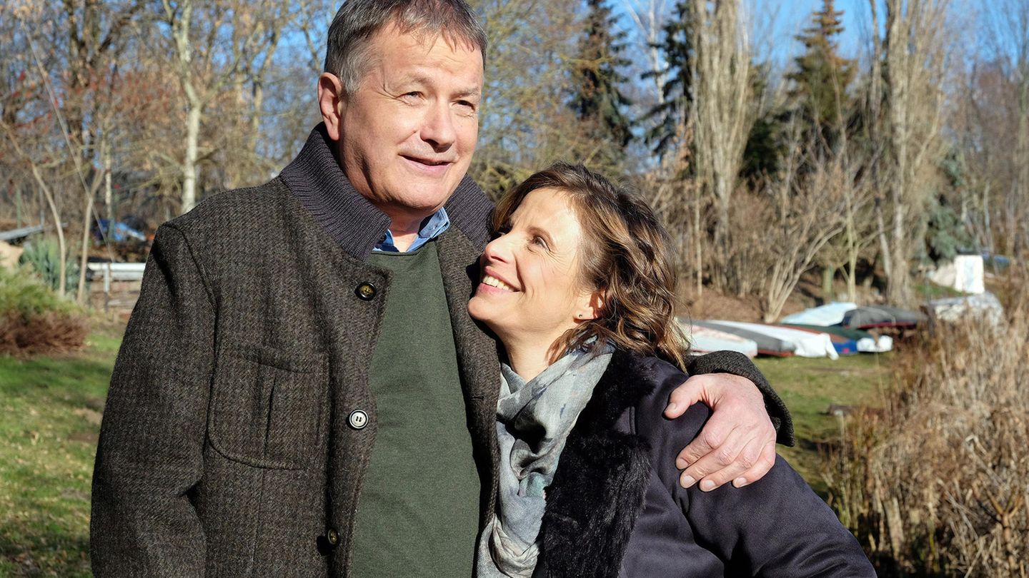 In aller Freundschaft: Julia Jäger wird neue TV-Freundin von Thomas Rühmann  | GALA.de