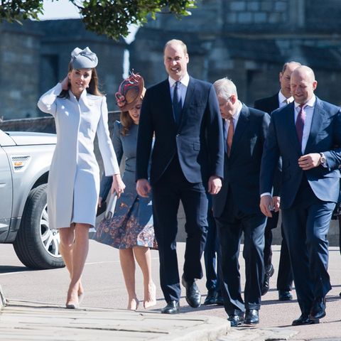 Die Familie von Queen Elizabeth macht sich am Ostersonntag, dem Geburtstag der Königin, auf zum Gottesdienst in der St George's Chapel von Schloss Windsor