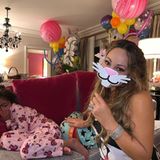 Noch ein Mal schlafen, dann kommt der Osterhase auch im Hause Carey bei Monroe und Moroccan vorbei. Mariah Carey übt schon mal den richtigen Empfang. 