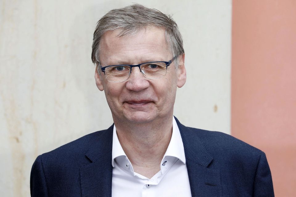 News: Günther Jauch moderiert seit fast 20 Jahren "Wer wird Millionär" Günther Jauch moderiert seit fast 20 Jahren "Wer wird Millionär"