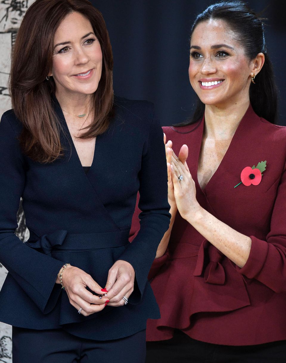 Herzogin Meghan + Prinzessin Mary: Die Bluse sieht in beiden Farbvarianten fantastisch aus. Prinzessin Mary und Herzogin Meghan.