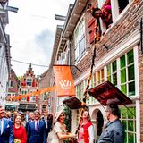 Rapunzel, lass dein Haar herunter: Diese lustige Szene spielt sich in einer Gasse in Amersfoort ab. 