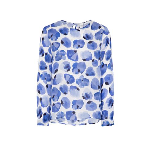 Elegant und vielseitig kombinierbar: Blusen-Shirt aus Seide mit floralem Print von Eterna. Ca. 119 Euro 
