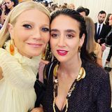 "Bestes Met-Gala-Date überhaupt", schreibt Gwyneth Paltrow zu dem Schnappschuss, auf dem die Schauspielerin und die Kreativchefin von Chloé, Natacha Ramsay-Levi, gemeinsam zu sehen sind. 