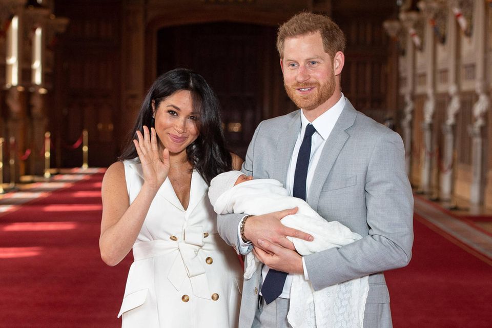 Herzogin Meghan + Prinz Harry: Wilde Theorien zum Namen ihres Babys Archie Mountbatten-Windsor