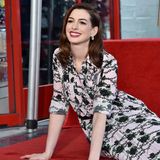 9. Mai 2019  Ein Stern für Anne Hathaway: Die Oscar-Preisträgerin freut sich über ihren eigenen Stern auf dem berühmten "Walk Of Fame" in Hollywood. In ihrer emotionalen Rede bedankt sich die Schauspielerin bei der bedingungslosen Unterstützung ihrer Fans und gesteht, dass sie persönlich nicht alle ihrer Filme wirklich gut findet. 