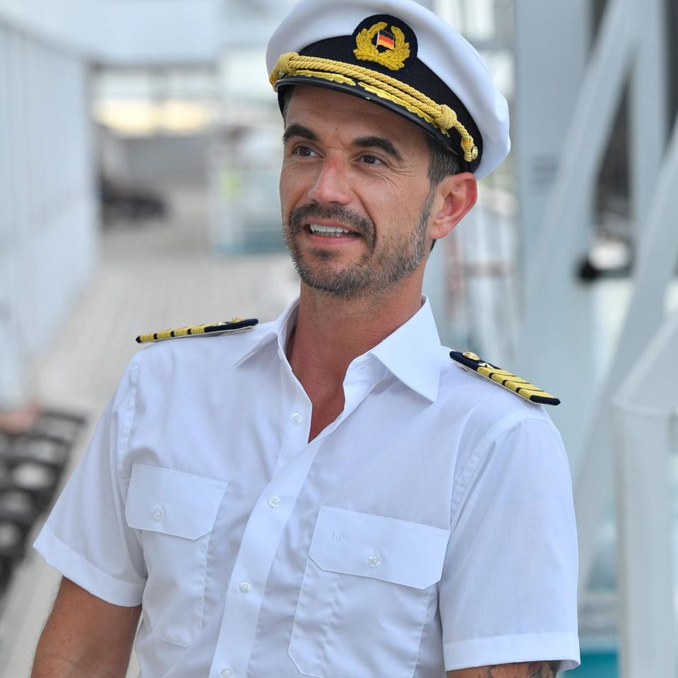 Florian Silbereisen als "Traumschiff"-Kapitän