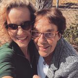 Melanie Wiegmann mit Mama 