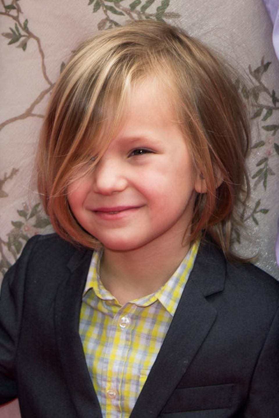 Der kleine Bingham, Kate Hudsons jüngster Sohn, sieht mit seinem mittellangen Haarschnitt zuckersüß aus.