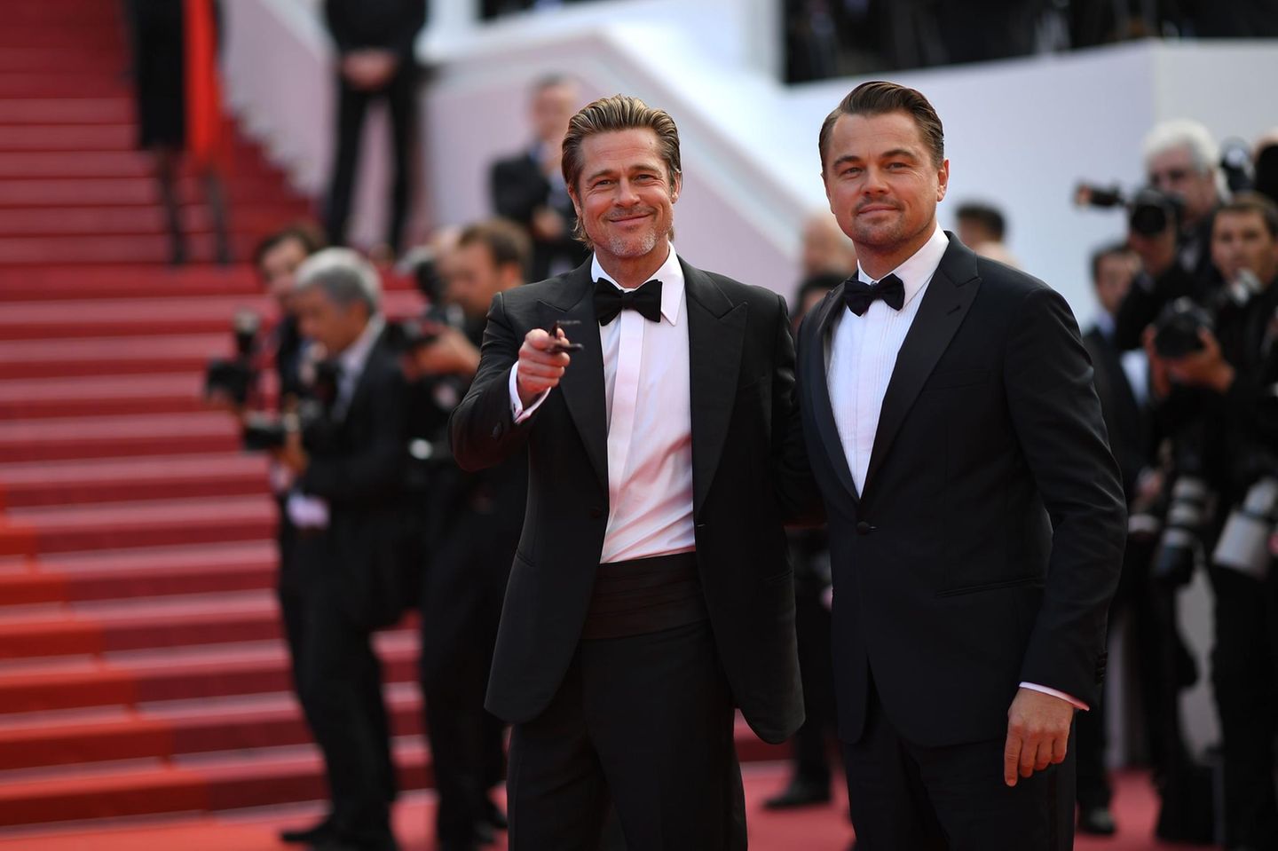 DIE Stars auf dem Roten Teppich: Brad Pitt und Leonardo DiCaprio lassen die Frauenherzen in Cannes höherschlagen.