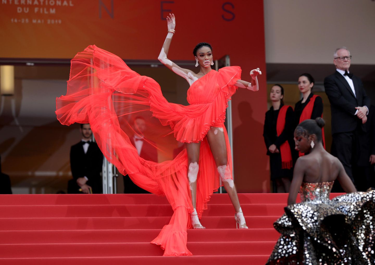 Wow: Model Winnie Harlow ist auf dem Roten Teppich ein echter Blickfang.