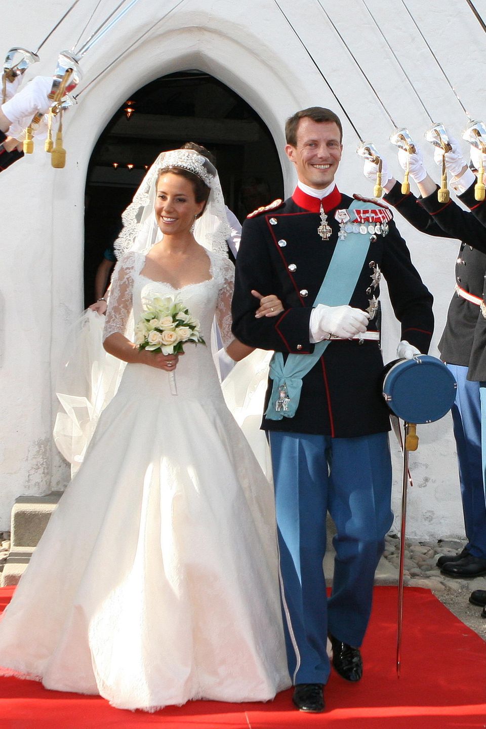 Am 24. Mai 2008 heiratet Prinz Joachim die Französin Marie Cavallier. Es ist bereits die zweite Ehe für den dänischen Prinzen.