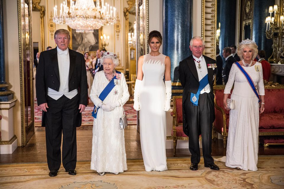 Donald Trump, Queen Elizabeth, Melania Trump, Prinz Charles., Herzogin Camilla